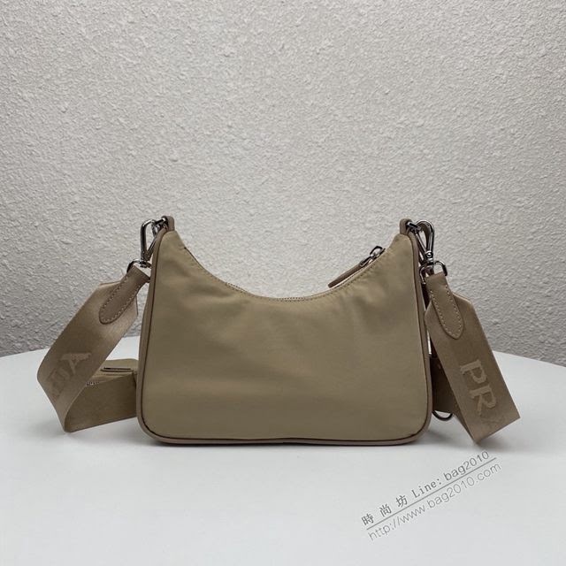 prada女包 普拉達2020新款nylon Hobo手拎包 時尚百搭 prada腋下包 1BH204 Prada單肩斜挎包  pyd2392